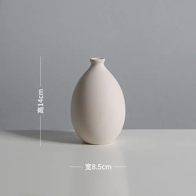Traditional Chinese Style Decorative Vase