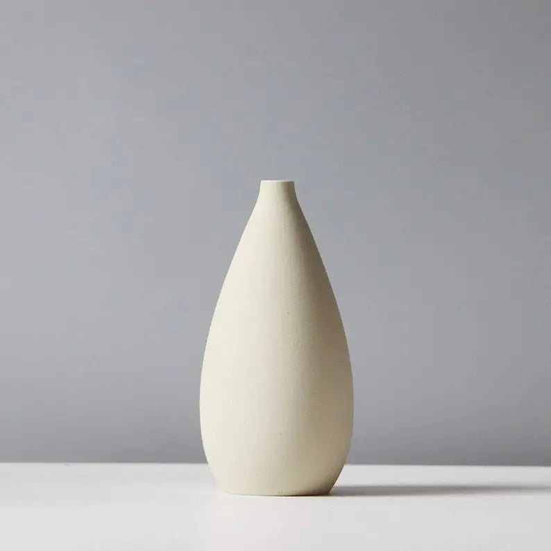 Nordic Style Flower Vase for Contemporary Spaces