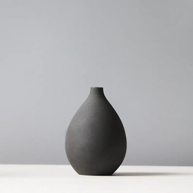 Nordic Style Flower Vase for Contemporary Spaces